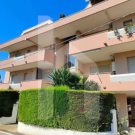 Homiday - Residenza Ingrid فندق Scerne